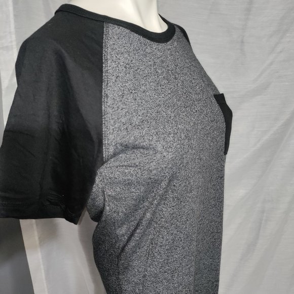 Dikotomy - High Quality Short Sleeve Tee - Picture 5 of 7